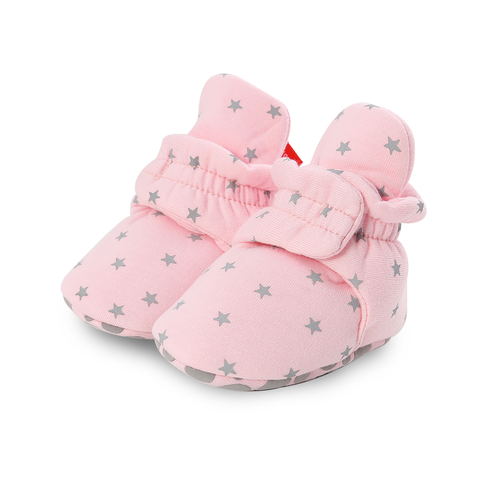 Capáčky pro miminko – Růžové s hvězdičkami
